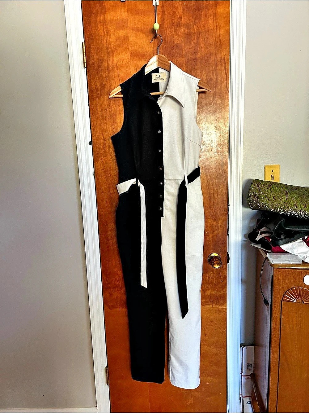 Fashion Brand Company Black and White Director Jumpsuit Large